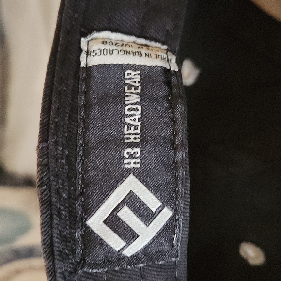 AC/DC womans distressed black and gray ball cap - Picture 7 of 14